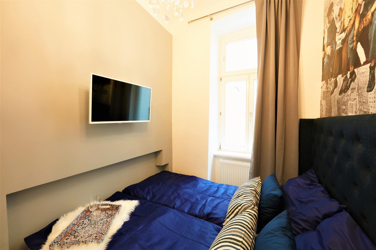 Splendid Apartment Wina Bagian luar foto
