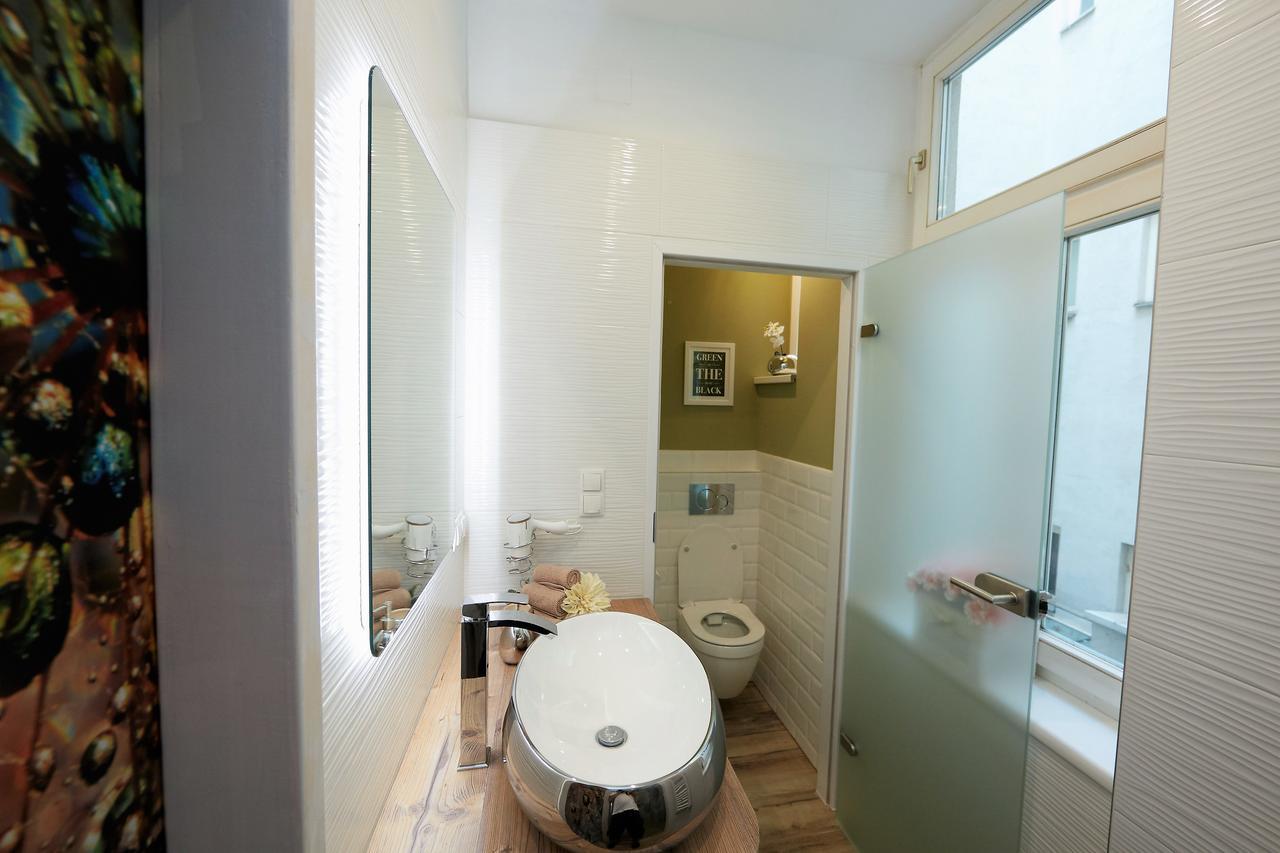 Splendid Apartment Wina Bagian luar foto